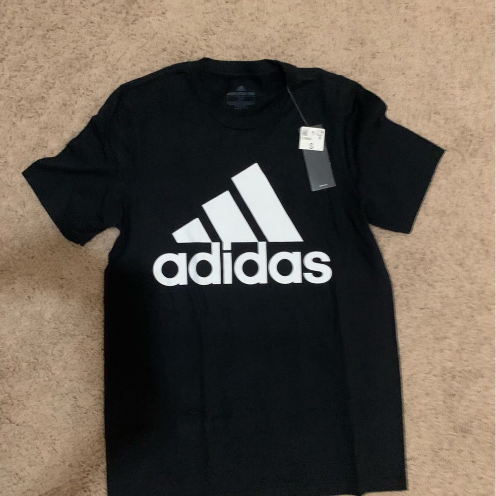 Adidas men’s size small black Cotten T-shirt